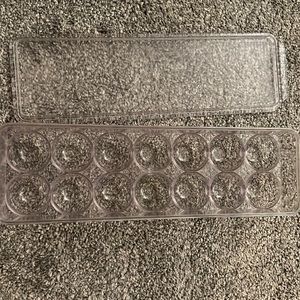 Clear egg holder